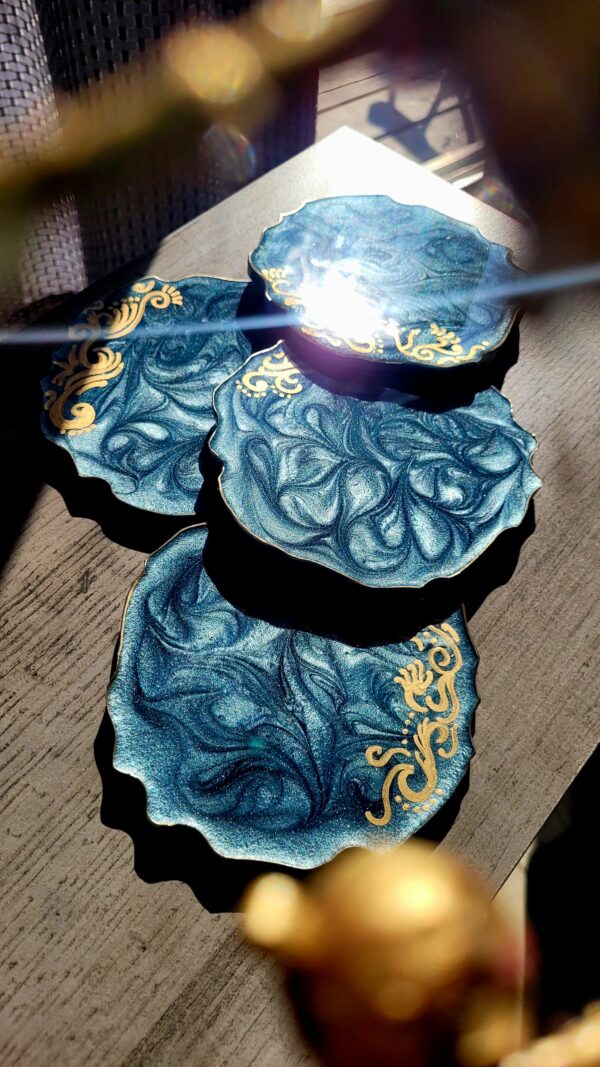 Swirl effect coasters (set of 4)